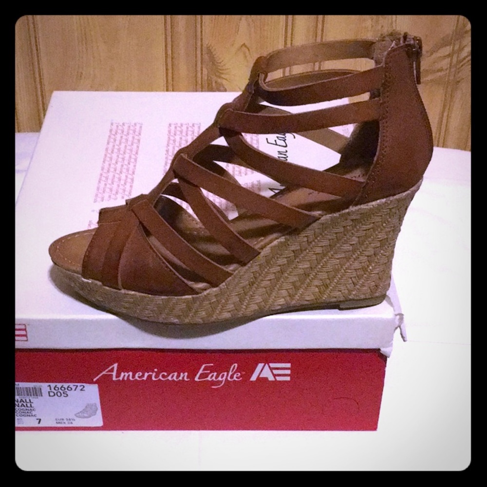 American Eagle Wedges
